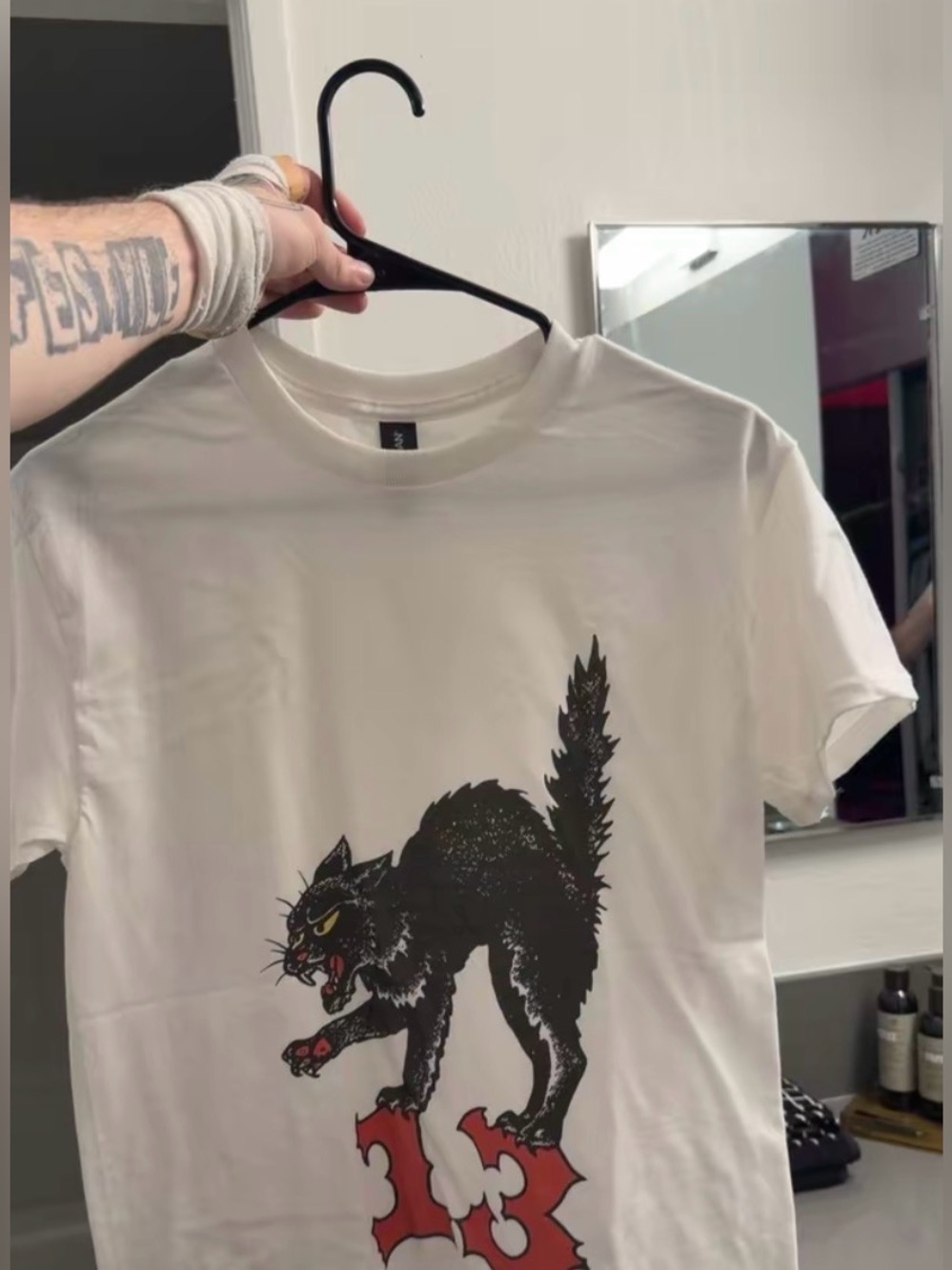 White Cat Graphic Tee with Black Cat, Lucky number 13 hissing black cat